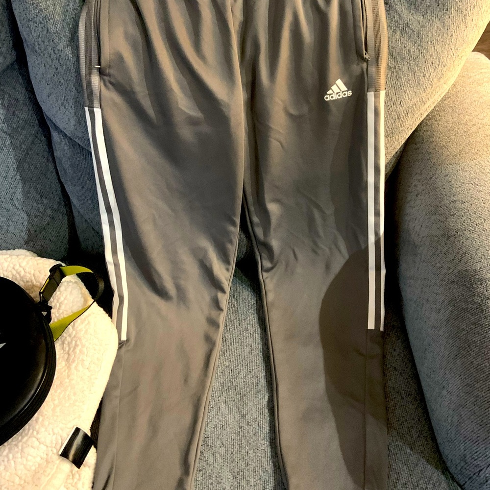 Women’s Adidas pants